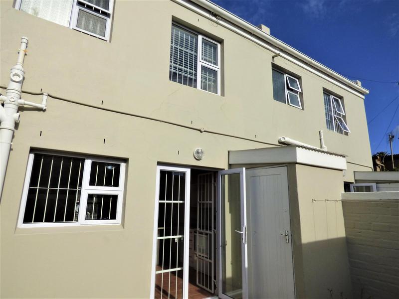 1 Bedroom Property for Sale in Observatory Western Cape